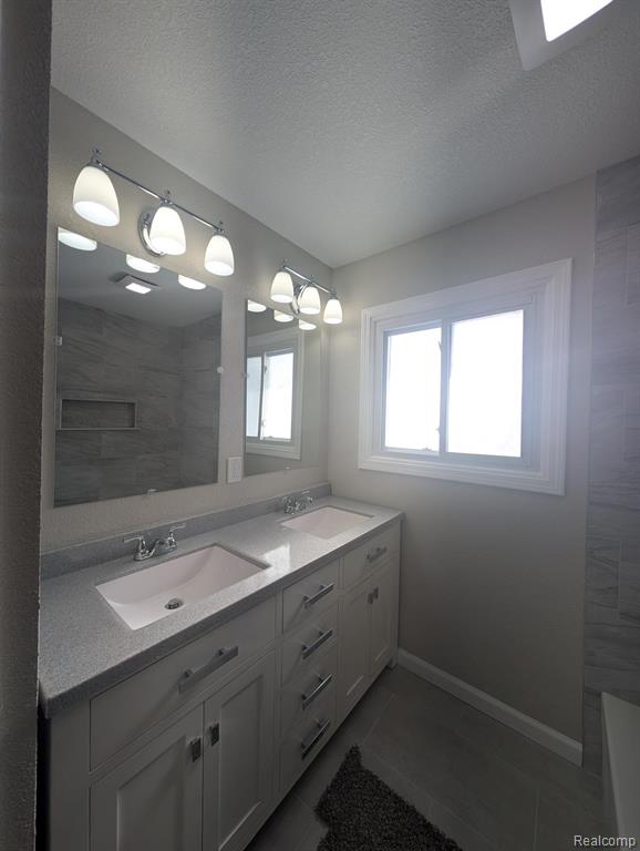 3349 Ridgecliffe Drive Flint, MI 48532 - Photo 16 of 25 Gallery Image 16
