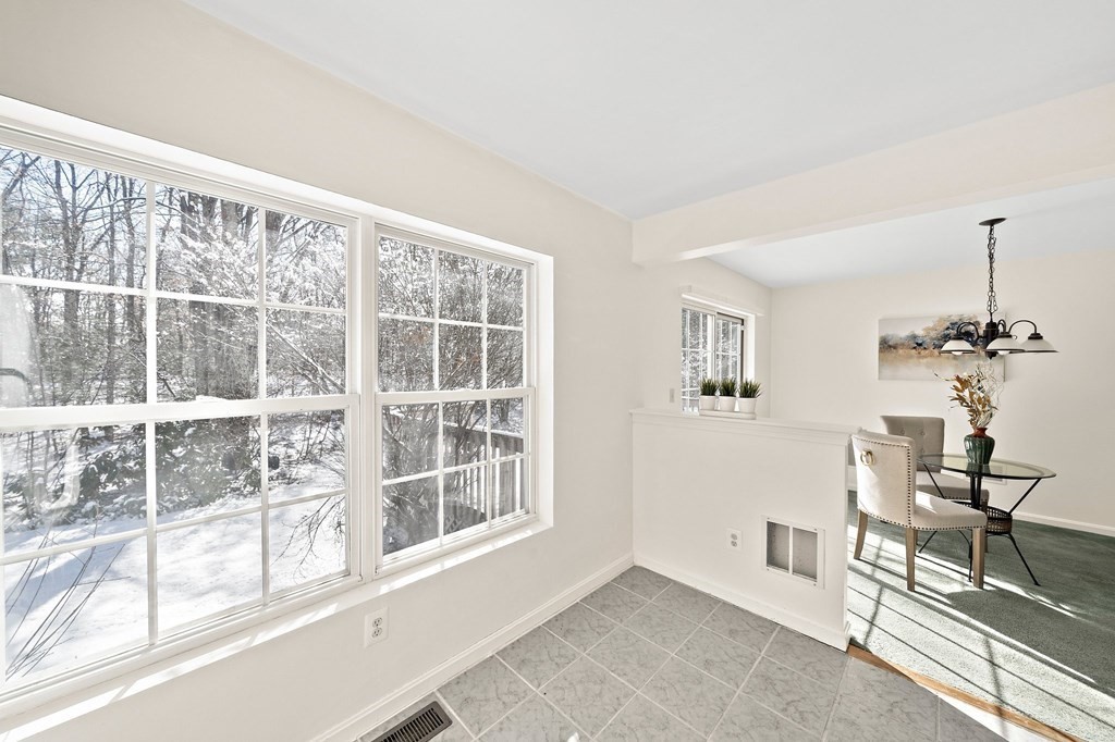 7 Cobb Lane Foxboro, MA 02035 - Photo 11 of 29