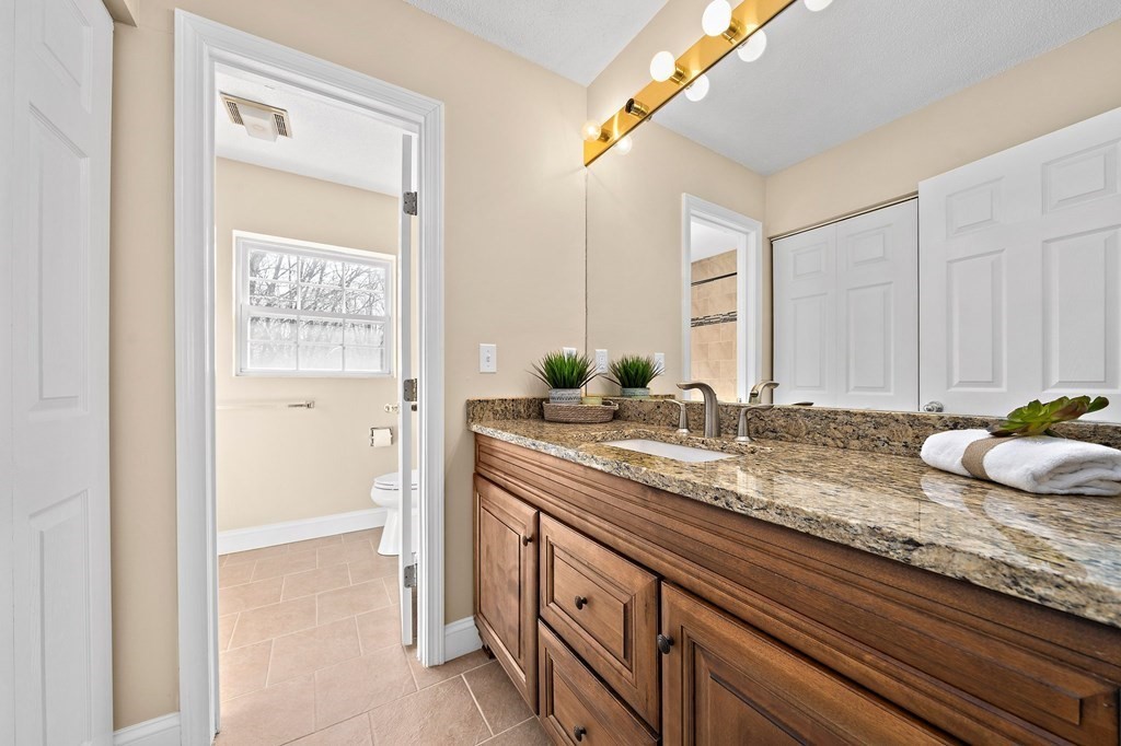 7 Cobb Lane Foxboro, MA 02035 - Photo 14 of 29