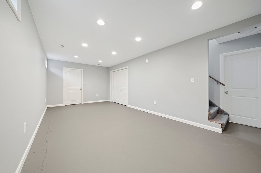 7 Cobb Lane Foxboro, MA 02035 - Photo 22 of 29