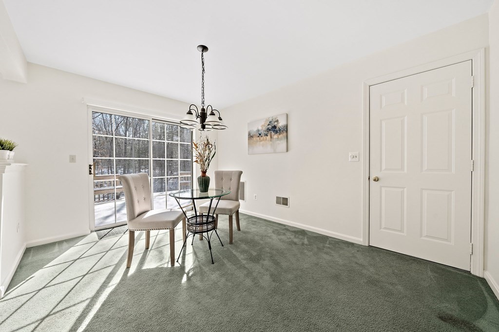 7 Cobb Lane Foxboro, MA 02035 - Photo 7 of 29