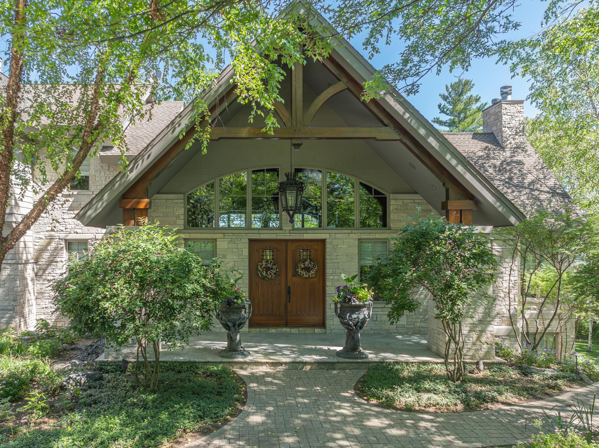 9062 Country Club Road Minocqua, WI 54548 - Photo 4 of 31 Gallery Image 4