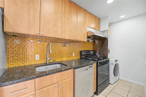 $688,800 | 31-38 137th Street, Unit 7B | Flushing