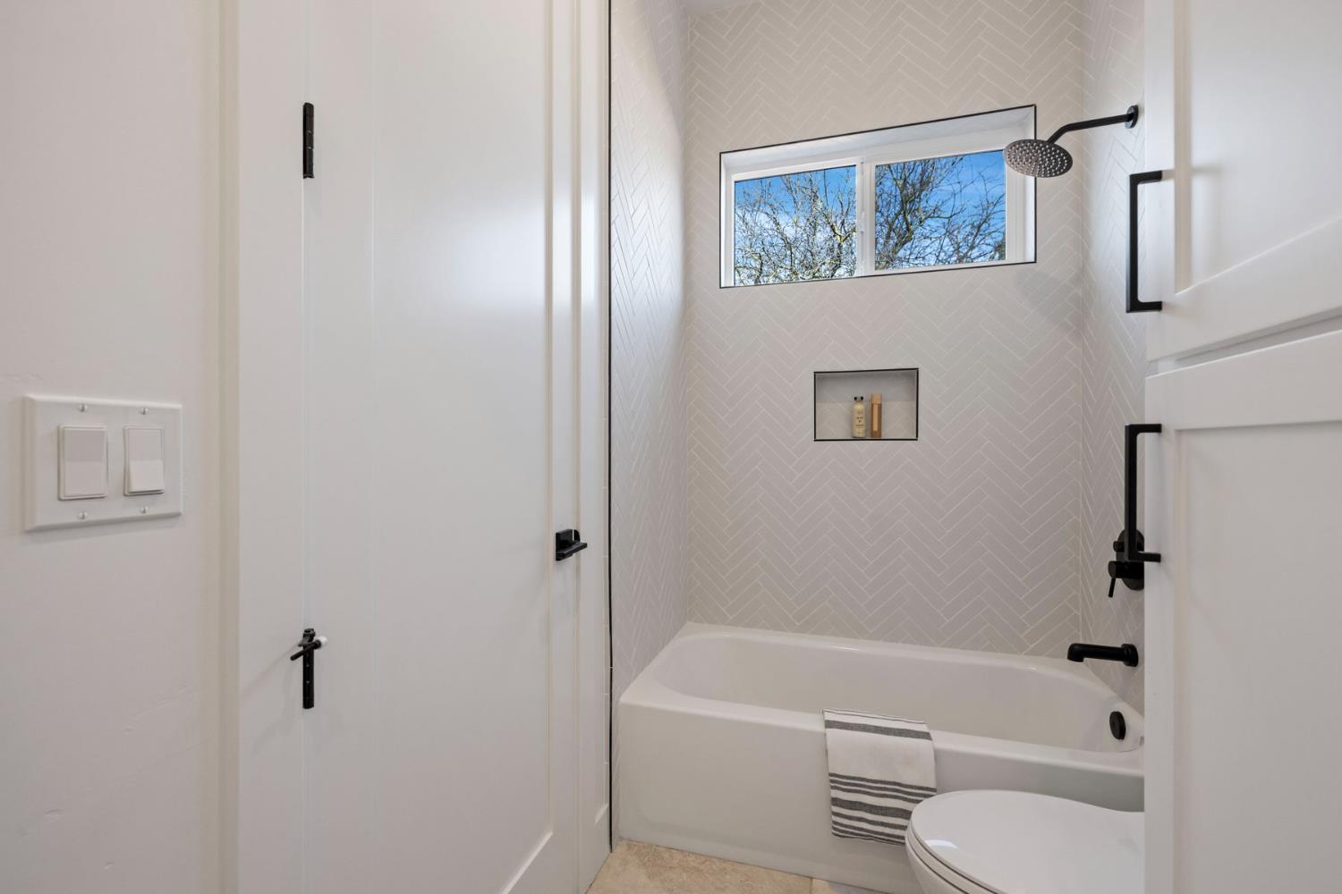 1510 Mission Avenue Carmichael, CA 95608 - Photo 46 of 60