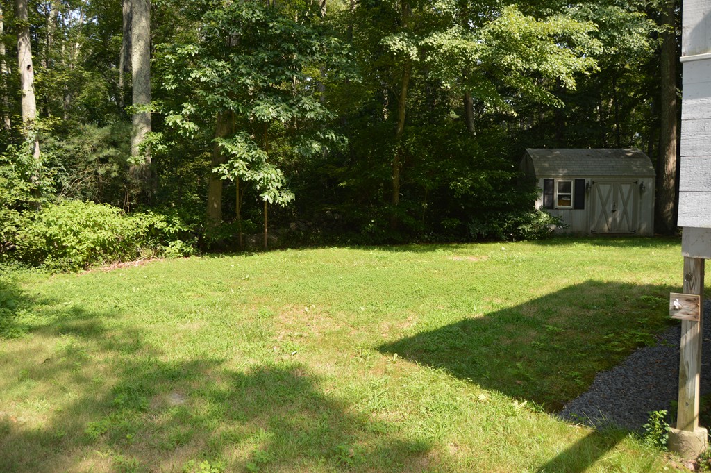 34 Colonial Way Rehoboth, MA 02769 - Photo 4 of 13 Gallery Image 4