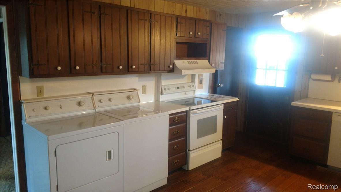 986 Angle Road Lapeer, MI 48446 - Photo 31 of 44 IMG_20170322_191029877.jpg