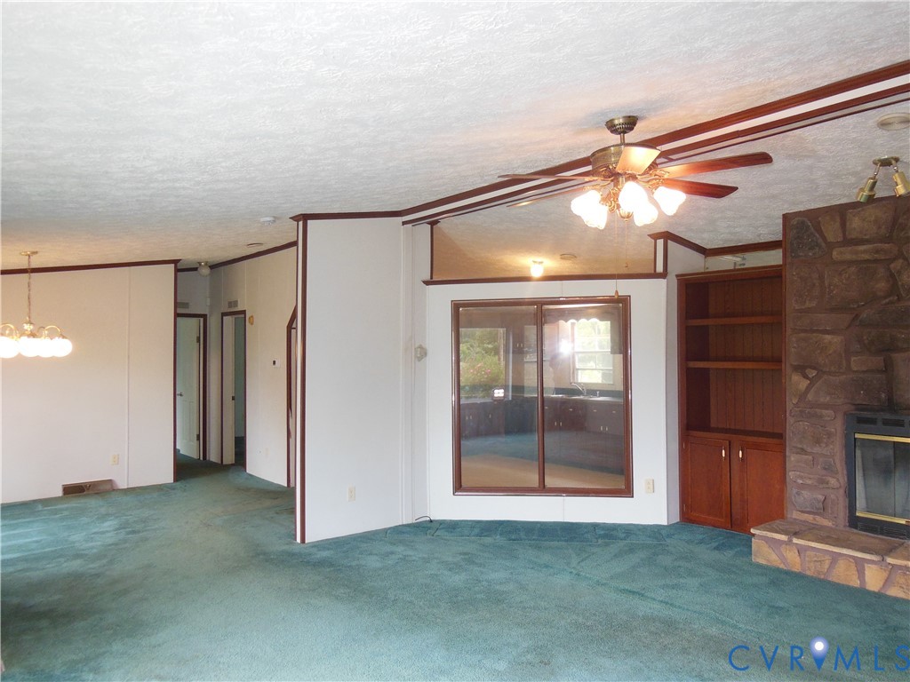 5018 Olgers Road Sutherland, VA 23885 - Photo 9 of 26