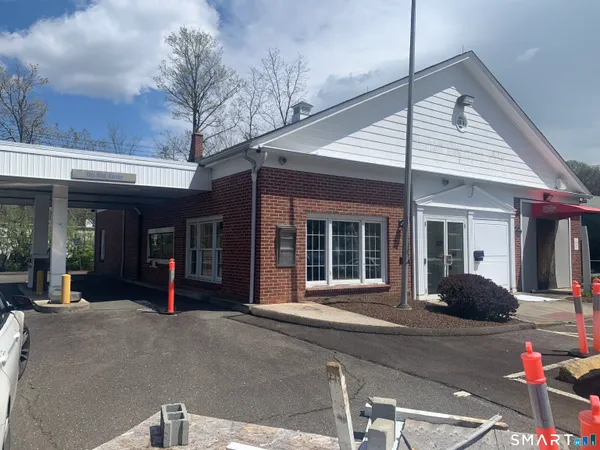 $23 | 5 Huntington Street, Shelton, CT 06484