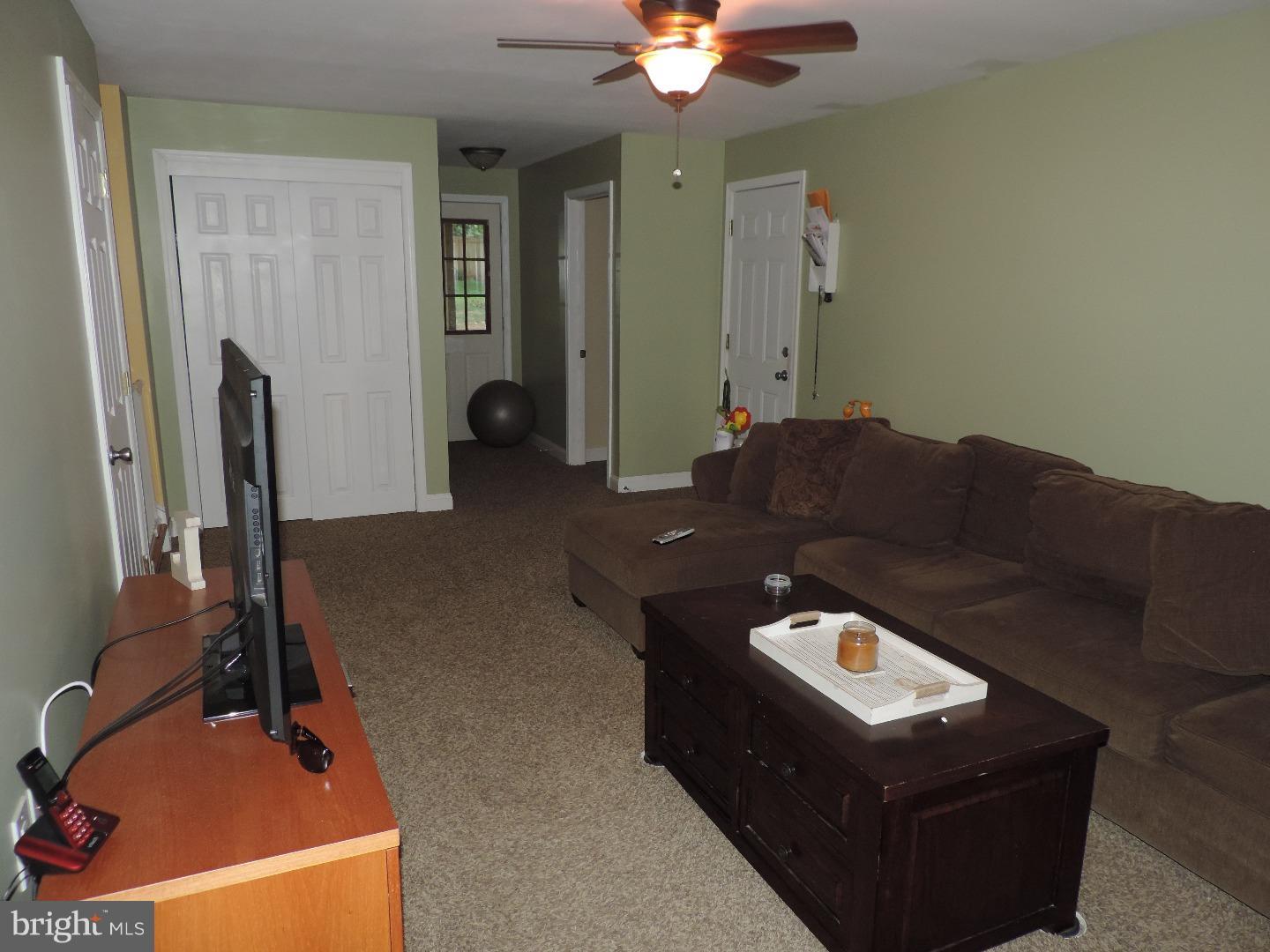 2108 Barr Road Wilmington, DE 19808 - Photo 11 of 15 Family Room