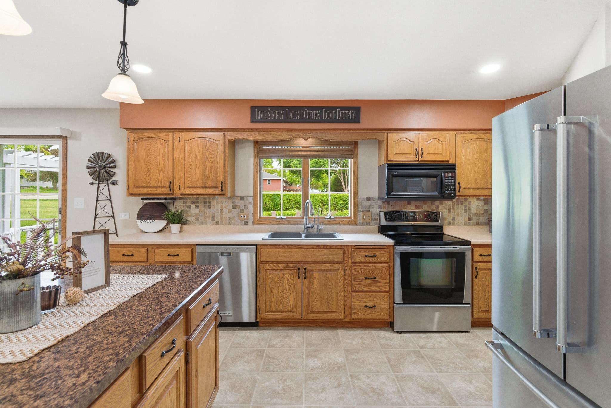130 Half Moon Road Wells, MN 56097 - Photo 5 of 33