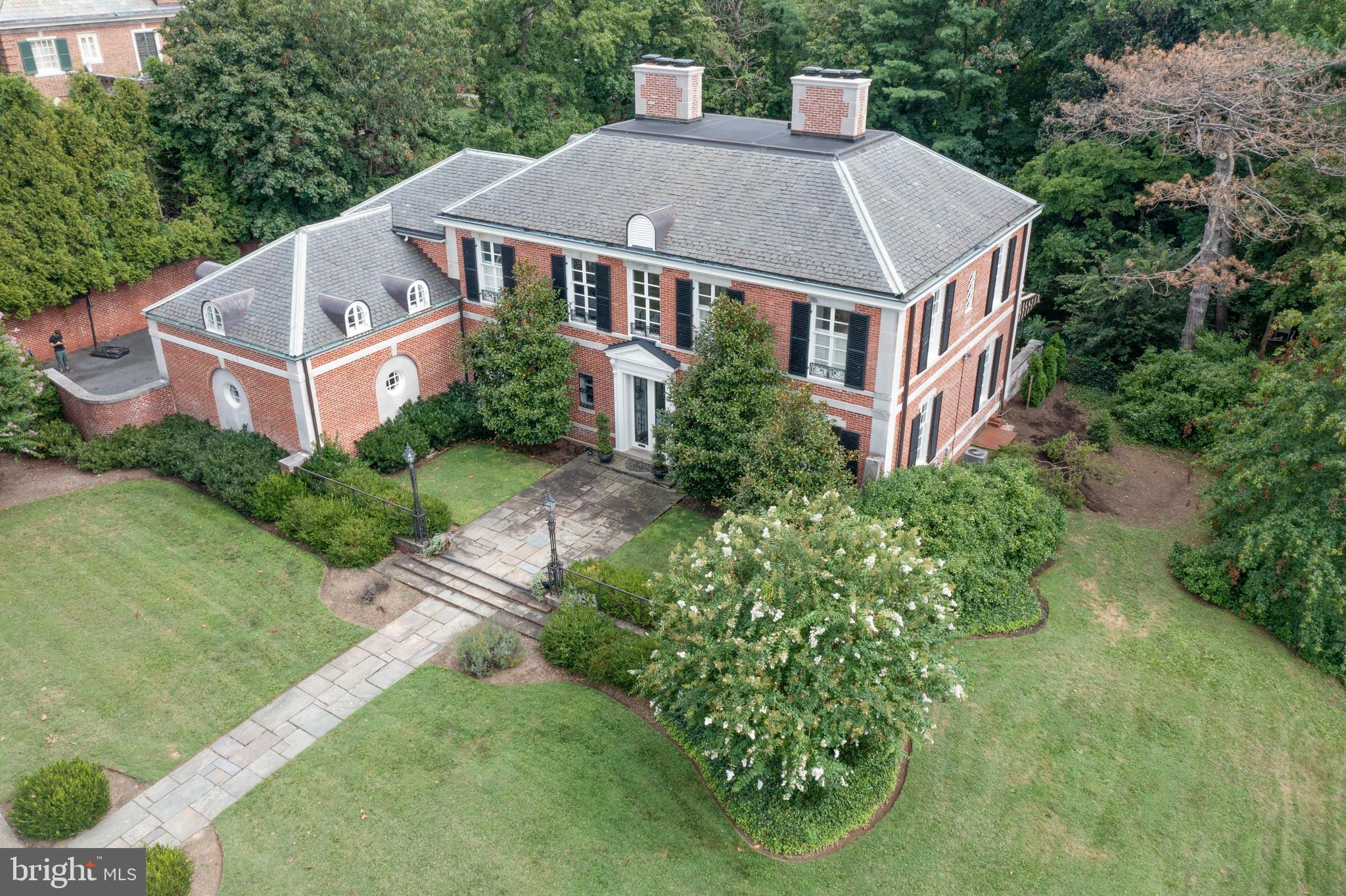 101 Wendover Road Baltimore, MD 21218 - Photo 2 of 45