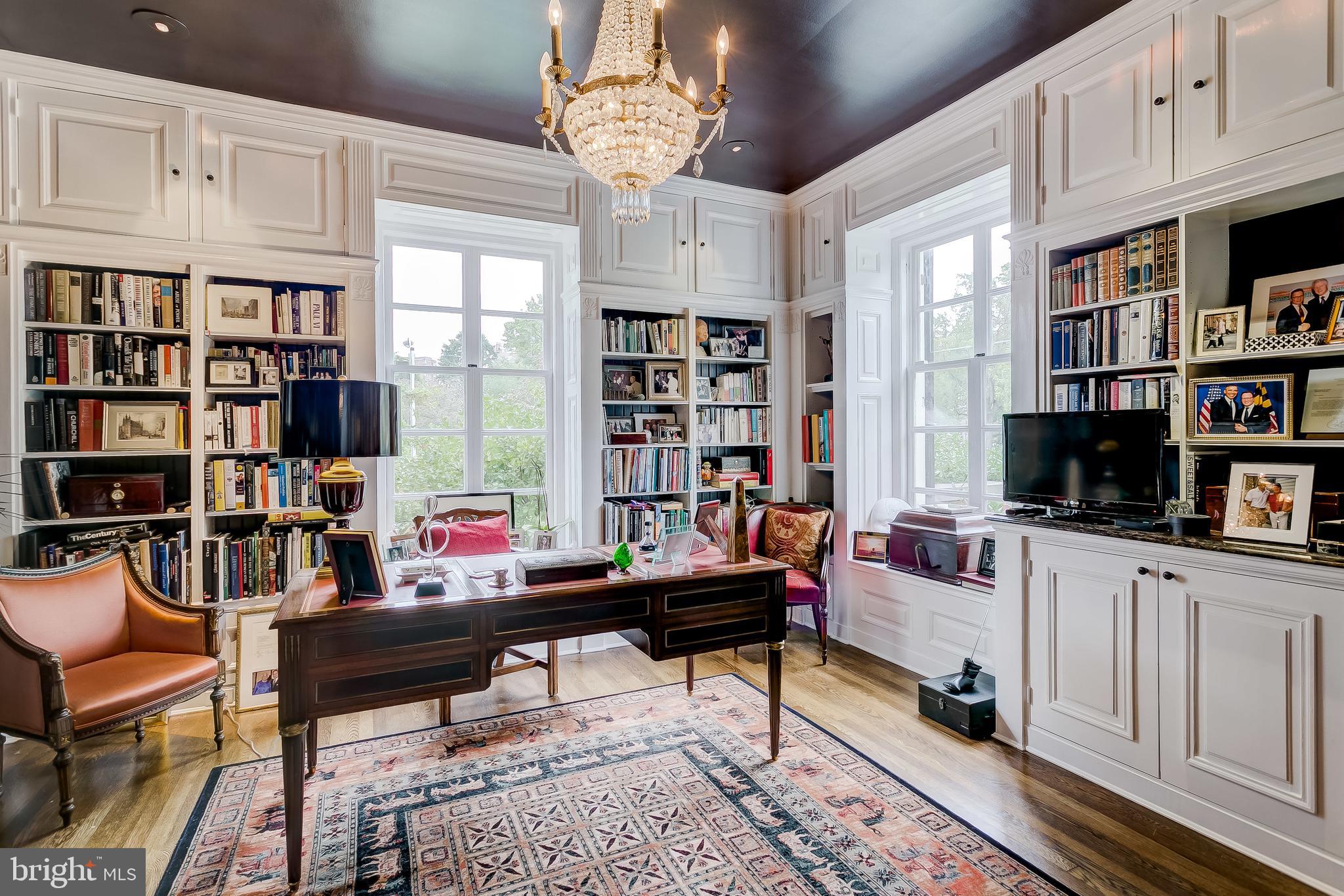 101 Wendover Road Baltimore, MD 21218 - Photo 7 of 45 Library