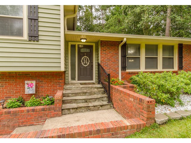 622 Cambridge Road Augusta, GA 30909 - Photo 3 of 37