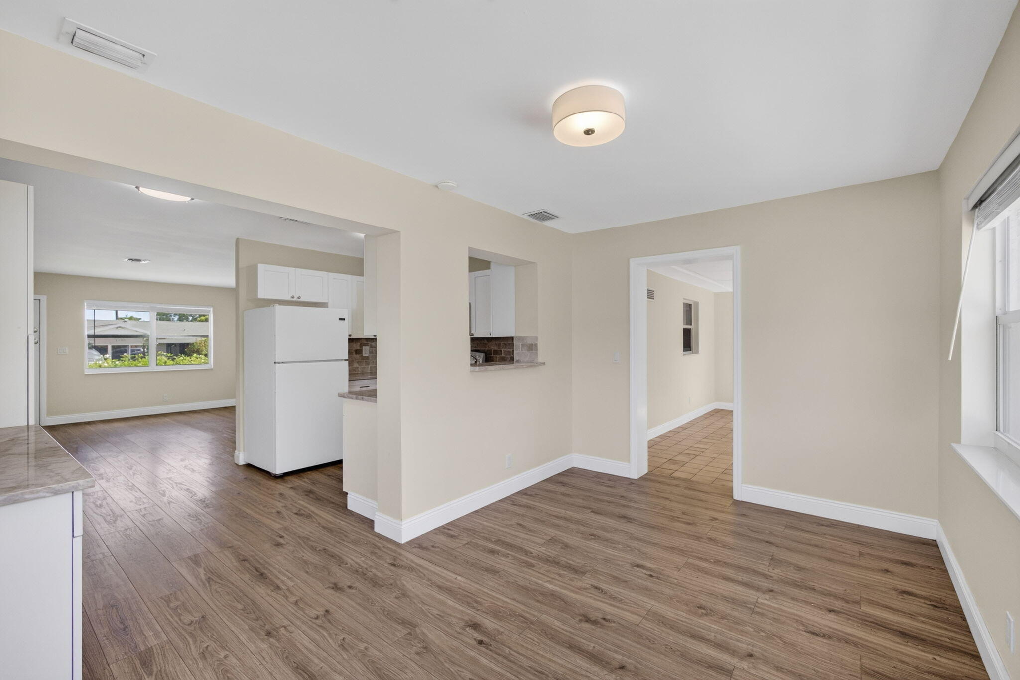 1333 West 31st Street Riviera Beach, FL 33404 - Photo 23 of 46 Dining