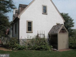 9 Strawberry Lane Lititz, PA 17543 - Photo 3 of 17