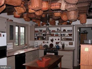 9 Strawberry Lane Lititz, PA 17543 - Photo 8 of 17