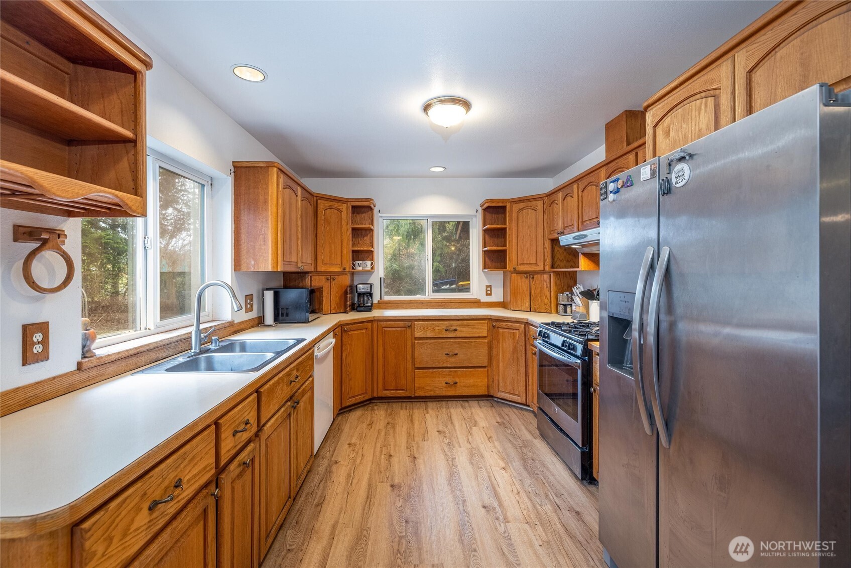 4390 Fleet Road Blaine, WA 98230 - Photo 6 of 39