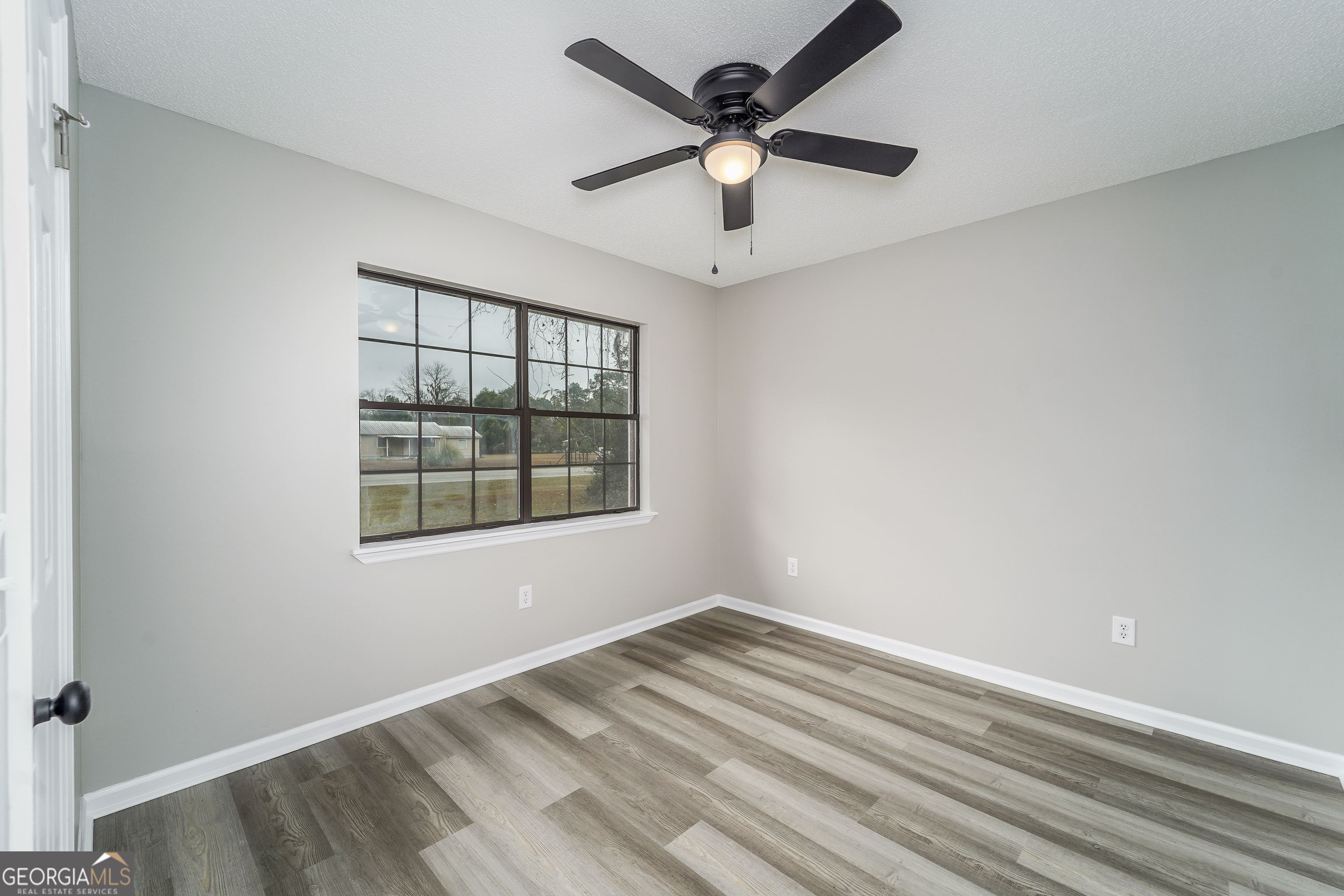 565 Killingsworth Road Jesup, GA 31545 - Photo 14 of 16