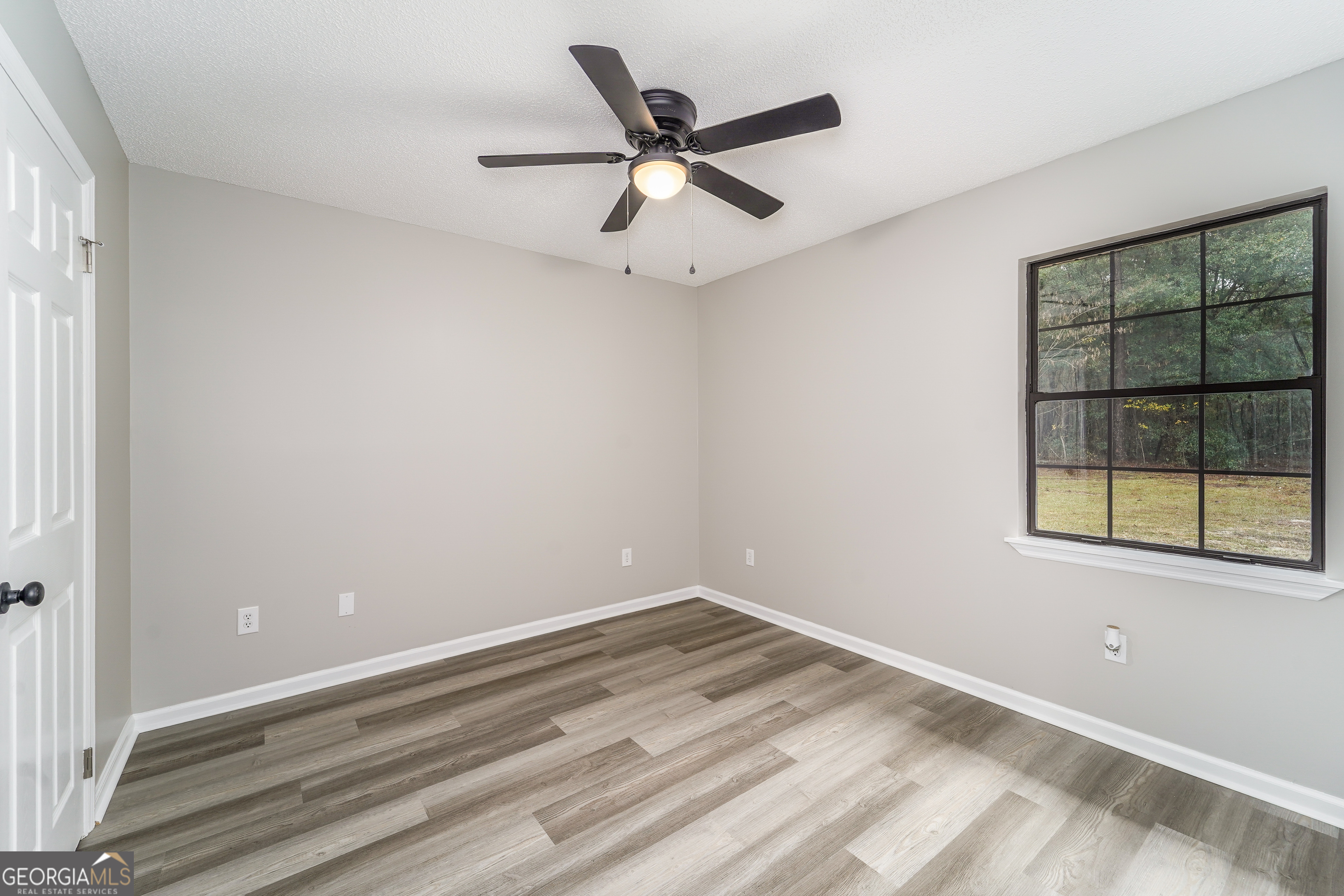 565 Killingsworth Road Jesup, GA 31545 - Photo 15 of 16