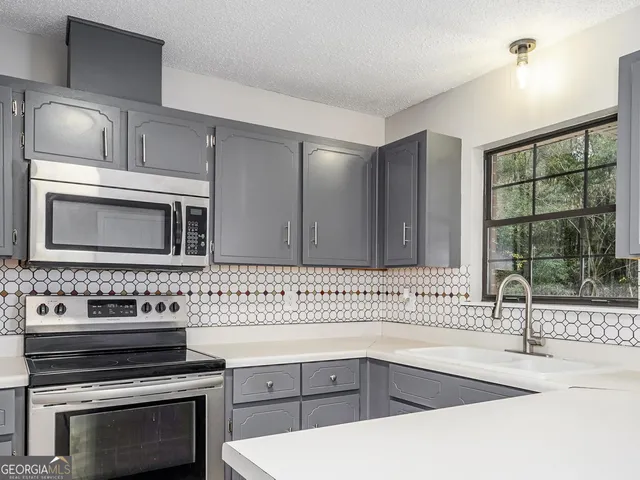 $199,900 | 565 Killingsworth Road, Jesup, GA 31545