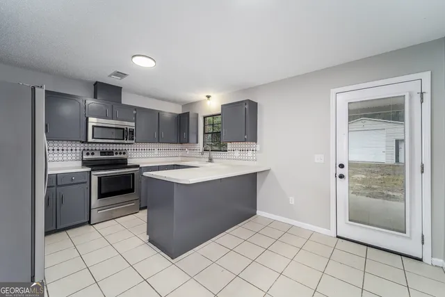 $209,900 | 565 Killingsworth Road, Jesup, GA 31545