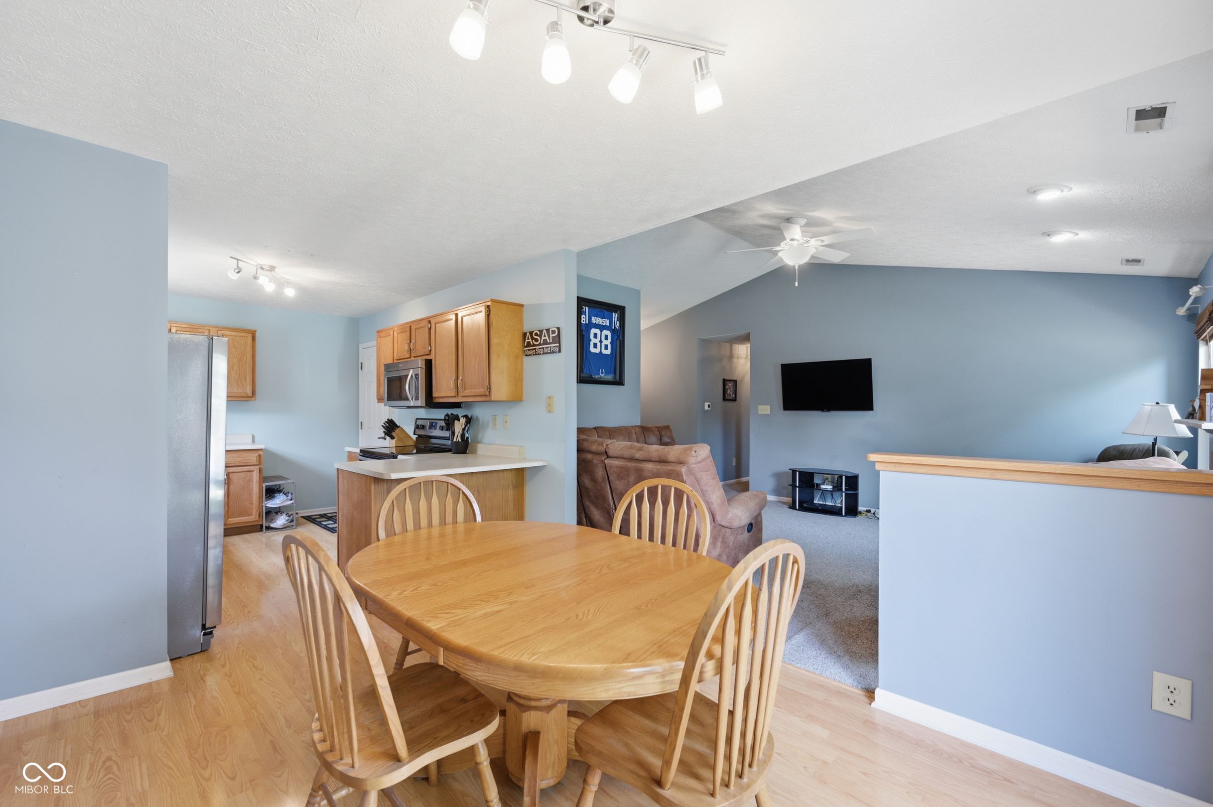 1033 Berwyn Road Whiteland, IN 46184 - Photo 6 of 23 Gallery Image 6