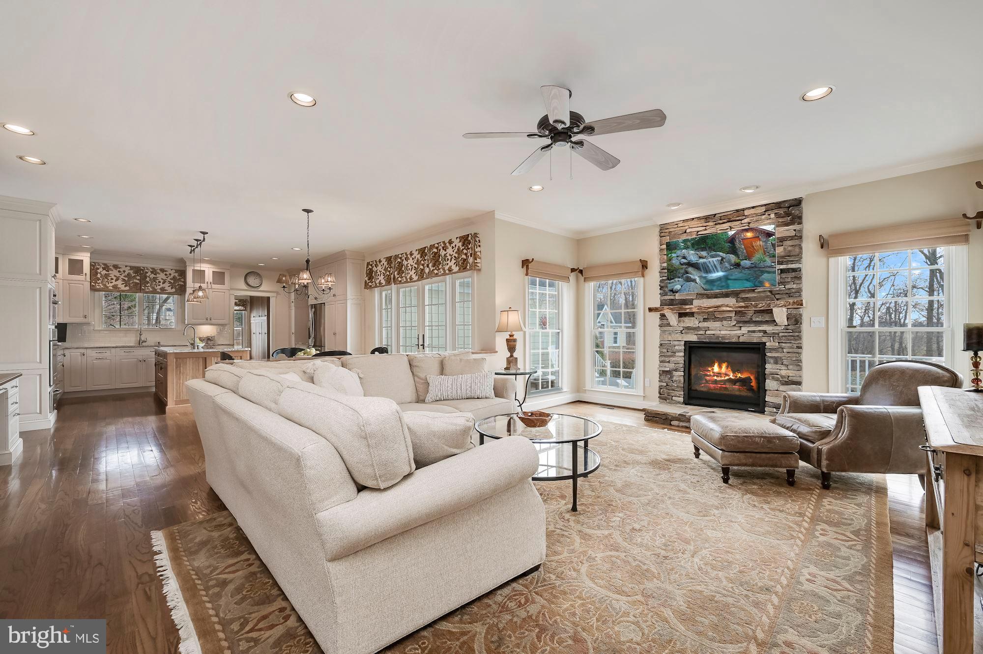 15505 Carrs Mill Road Woodbine, MD 21797 - Photo 18 of 60 Living Room