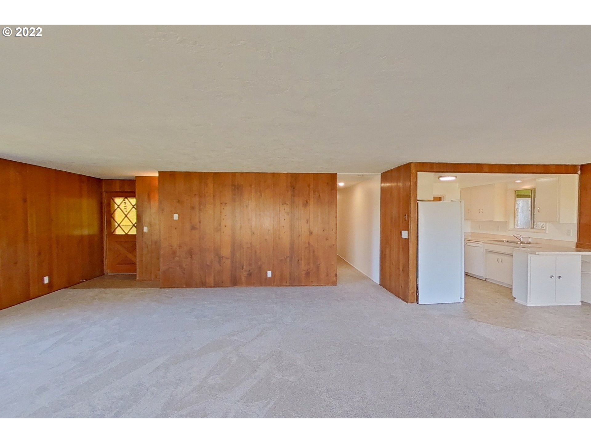 84926 Cloverdale Road Creswell, OR 97426 - Photo 9 of 31 a view of an empty room