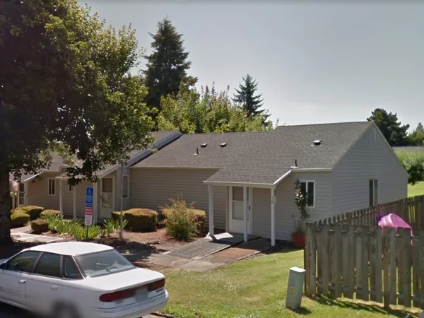 $750 | 615 West Heintz Street, Unit 50, Molalla, OR 97038