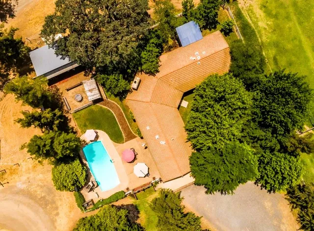 $999,999 | 7398 16th Street, Rio Linda, CA 95673