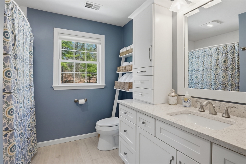 12 Riffles Lane Hudson, MA 01749 - Photo 18 of 39