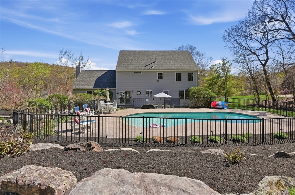 12 Riffles Lane Hudson, MA 01749 - Photo 30 of 39