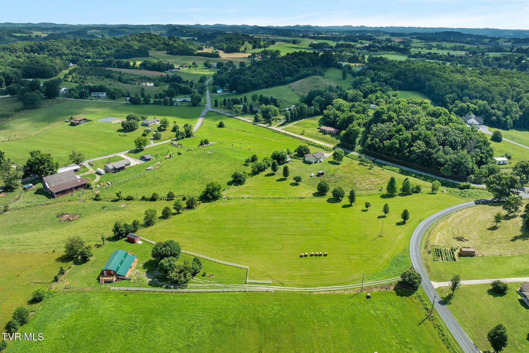 1115 Heritage Road North Chuckey, TN 37641 - Photo 15 of 68 DJI_0887