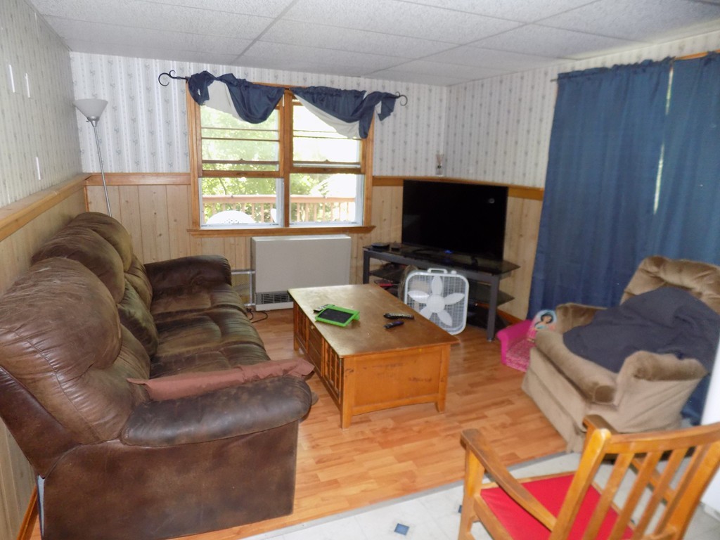 1 Roberts Park Road Holland, MA 01521 - Photo 3 of 8 Gallery Image 3