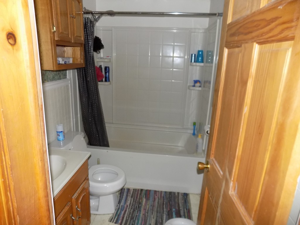 1 Roberts Park Road Holland, MA 01521 - Photo 6 of 8 Gallery Image 6