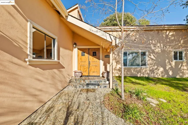 $489,000 | 21916 Phoenix Lake Road, Sonora, CA 95370