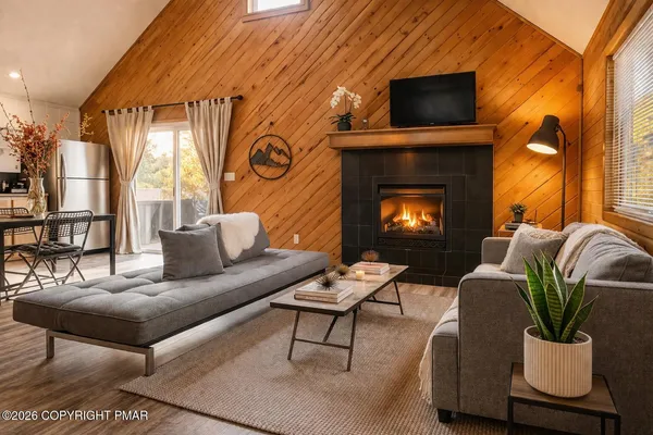 $345,000 | 2104 Mink Lane, Long Pond, PA 18334