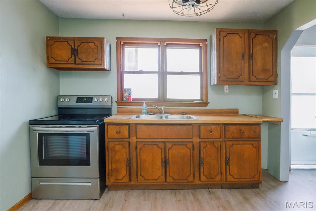 25493 Highway 3 Dow, IL 62022 - Photo 3 of 12