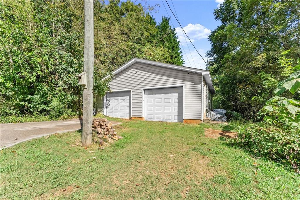 7540 County Line Road Lula, GA 30554 - Photo 41 of 64 a view of backyard of house with green space