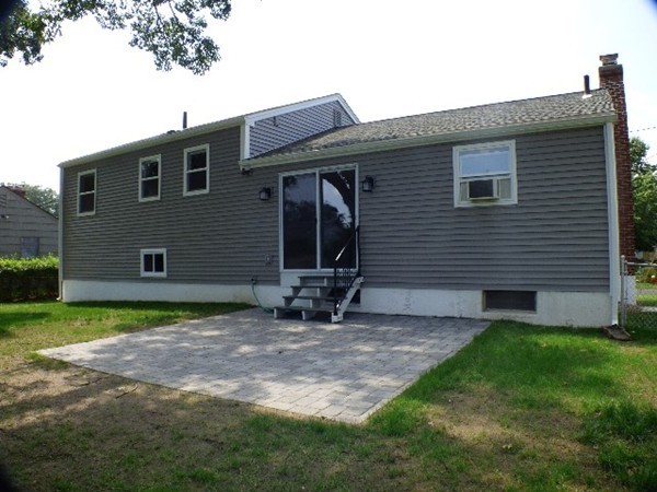 107 Mandalay Road Chicopee, MA 01020 - Photo 20 of 21 Gallery Image 20