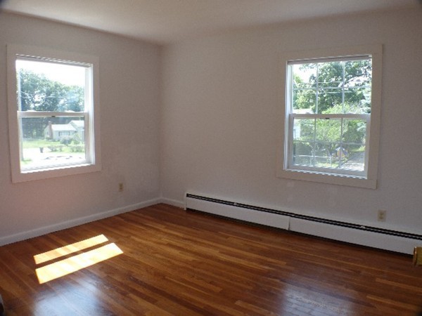 107 Mandalay Road Chicopee, MA 01020 - Photo 7 of 21 Gallery Image 7