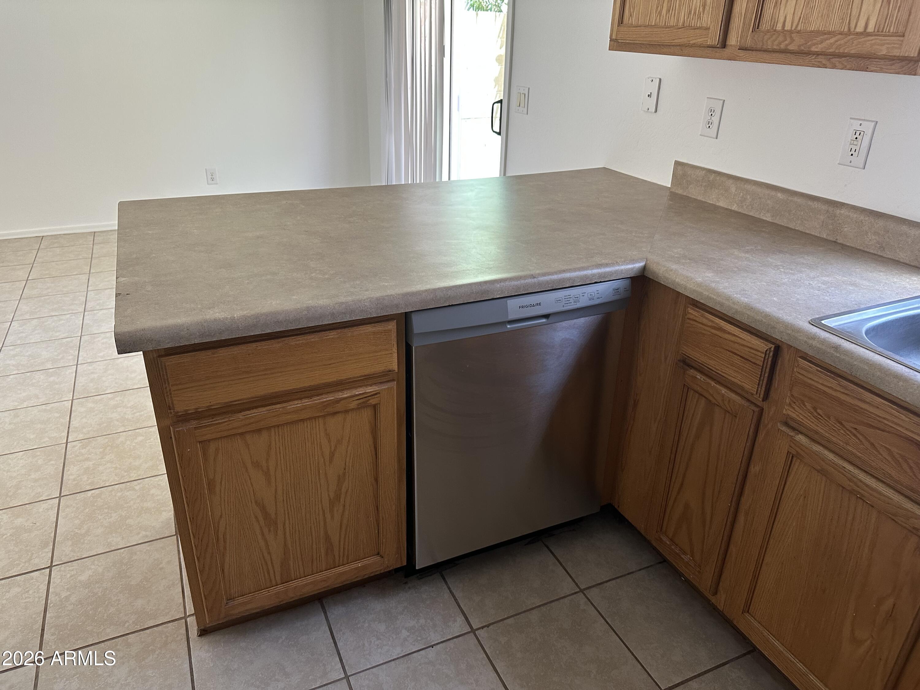 2300 East Magma Road, Unit 121 San Tan Valley, AZ 85143 - Photo 7 of 23 IMG_7672