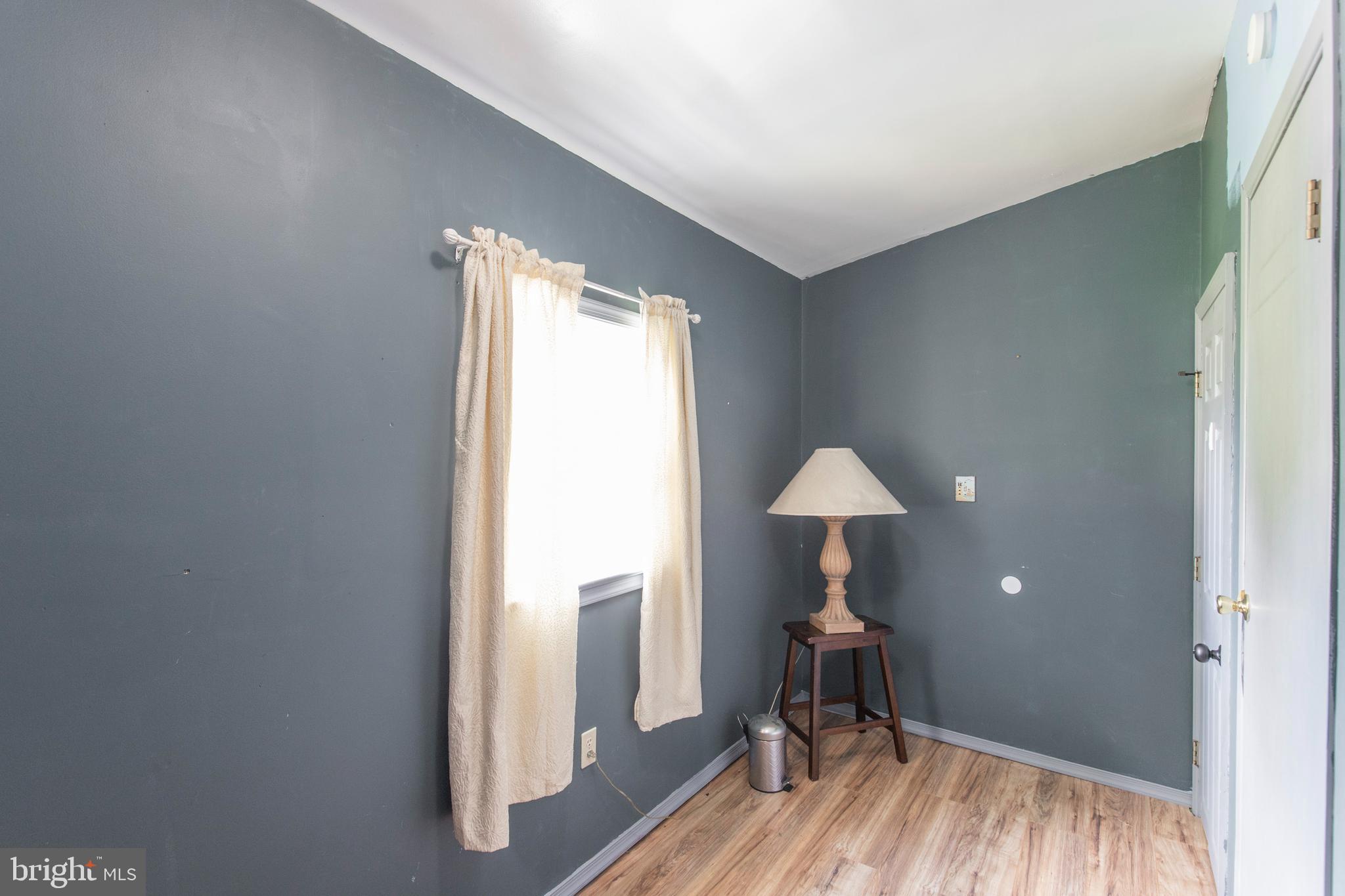 1041 Cherry Tree Road Aston, PA 19014 - Photo 20 of 39