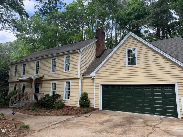 $750,000 | 8824 Woodyhill Road, Raleigh, NC 27613