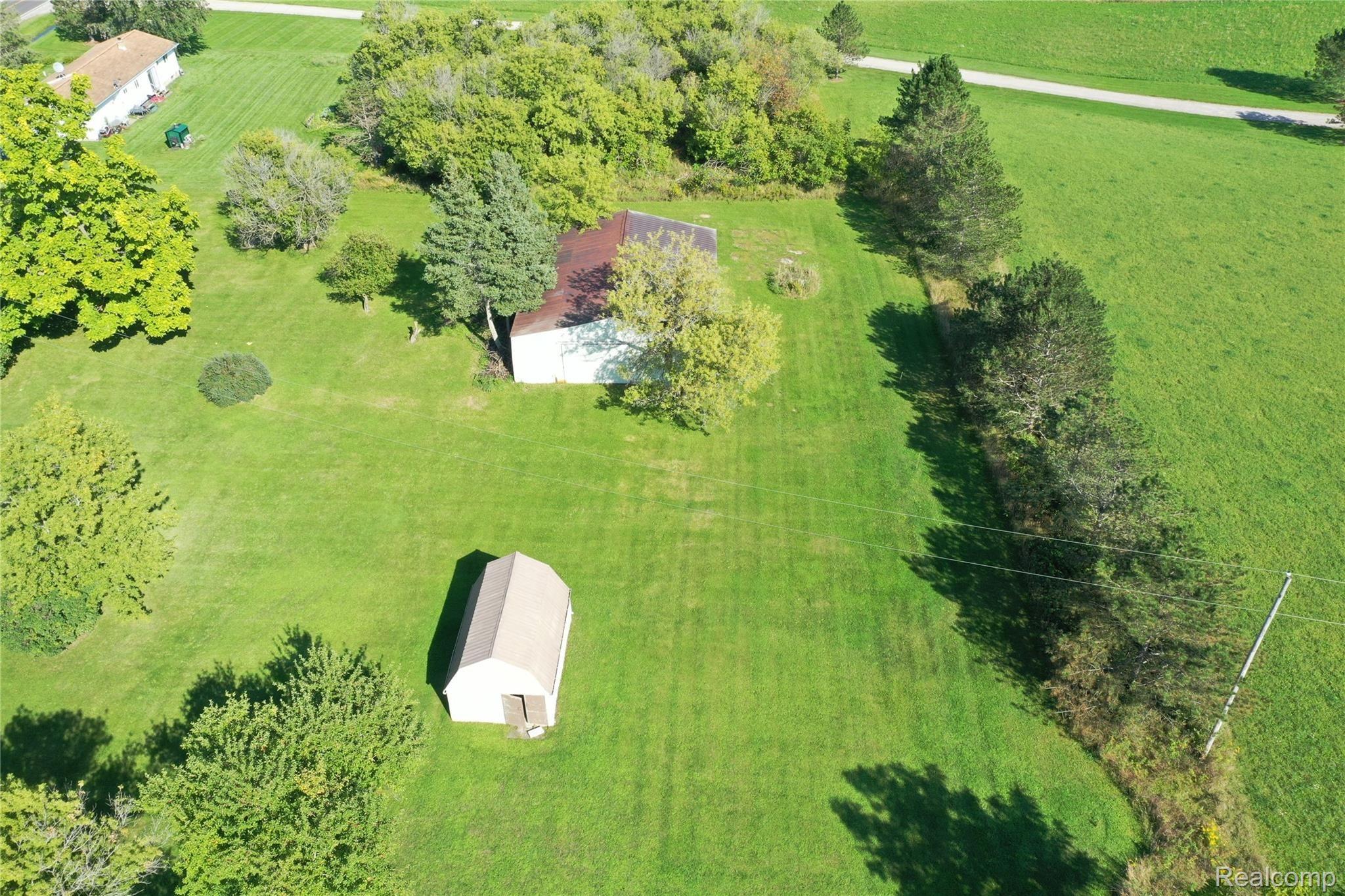 11107 Ray Road Gaines, MI 48436 - Photo 7 of 26 org_bcfd6aec1df5e74d_1599855298000.jpg