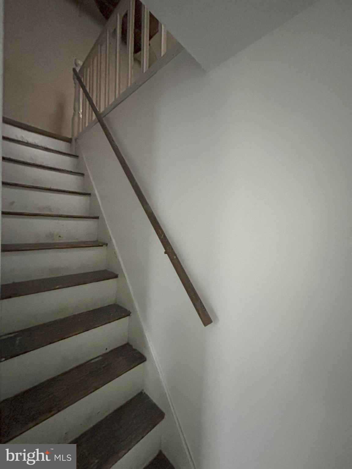 209 Main Street Hamilton, NJ 08620 - Photo 14 of 18 a view of entryway