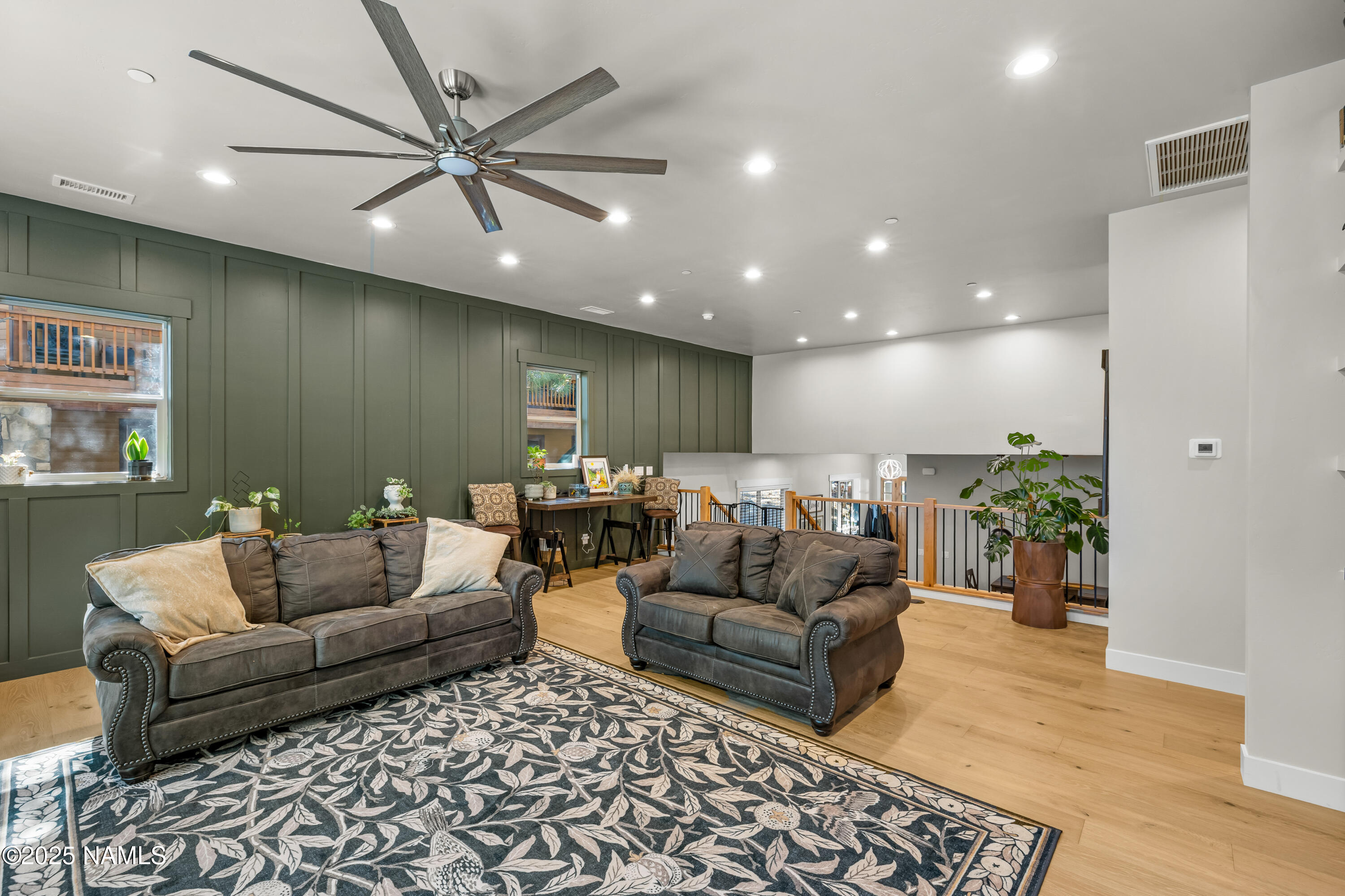 4180 Lariat Loop Flagstaff, AZ 86005 - Photo 15 of 59 a living room with furniture