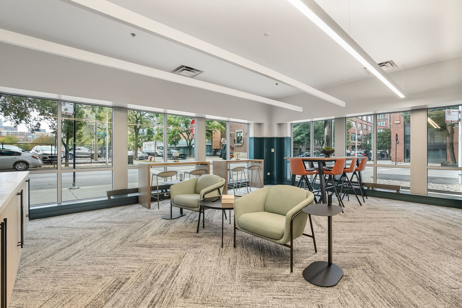 933 West Van Buren Street, Unit 516 Chicago, IL 60607 - Photo 3 of 29 a living room with furniture and a large window
