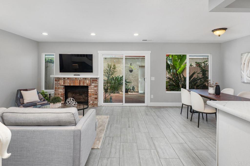 1774 Edgefield Lane Encinitas, CA 92024 - Photo 3 of 49