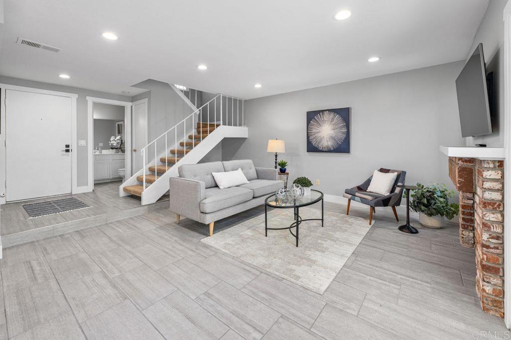 1774 Edgefield Lane Encinitas, CA 92024 - Photo 4 of 49